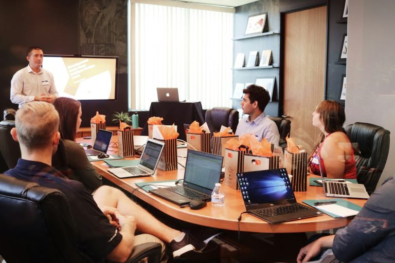 Réunion stratégique en entreprise